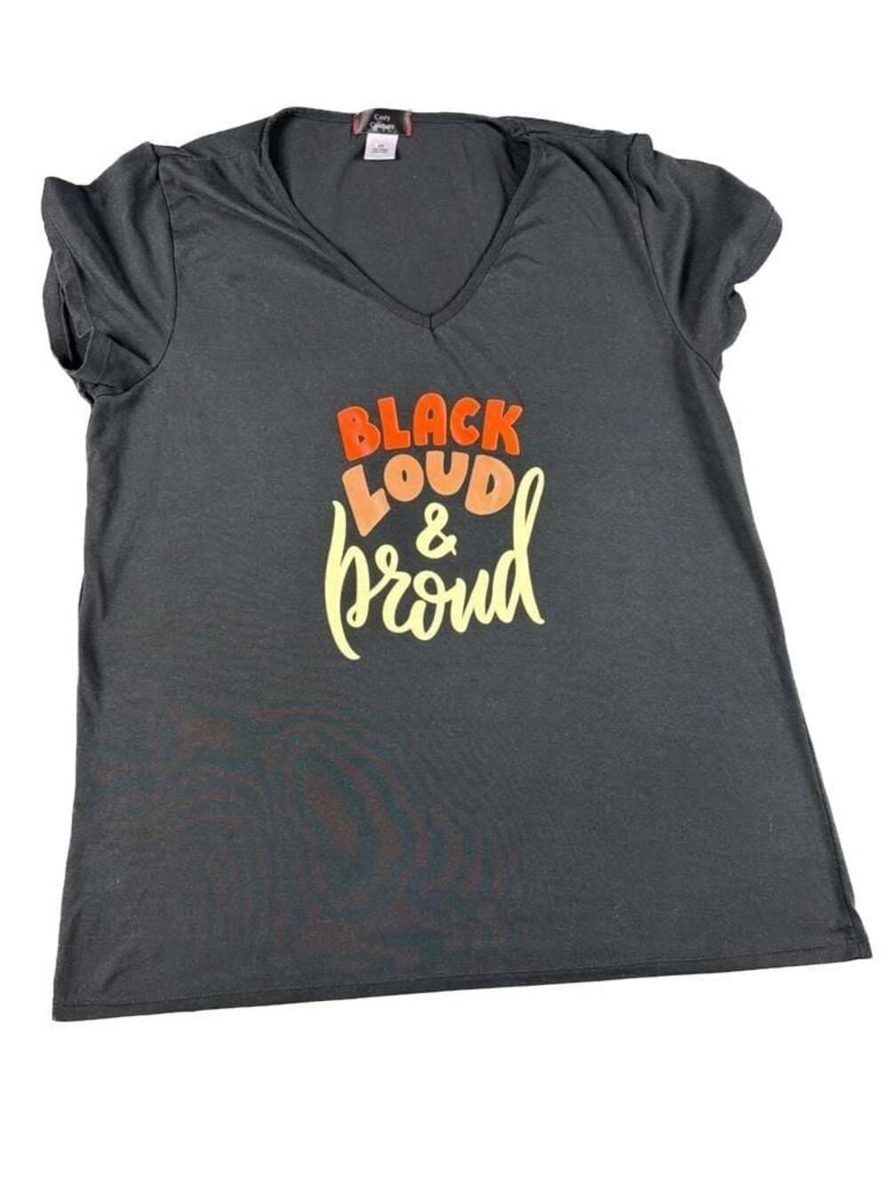 Female: Cozy Couture Black Loud & Proud Graphic V-Neck T-Shirt Size 3X. A-0080
